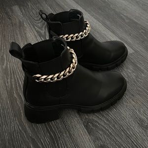 Steve Madden (worn once)